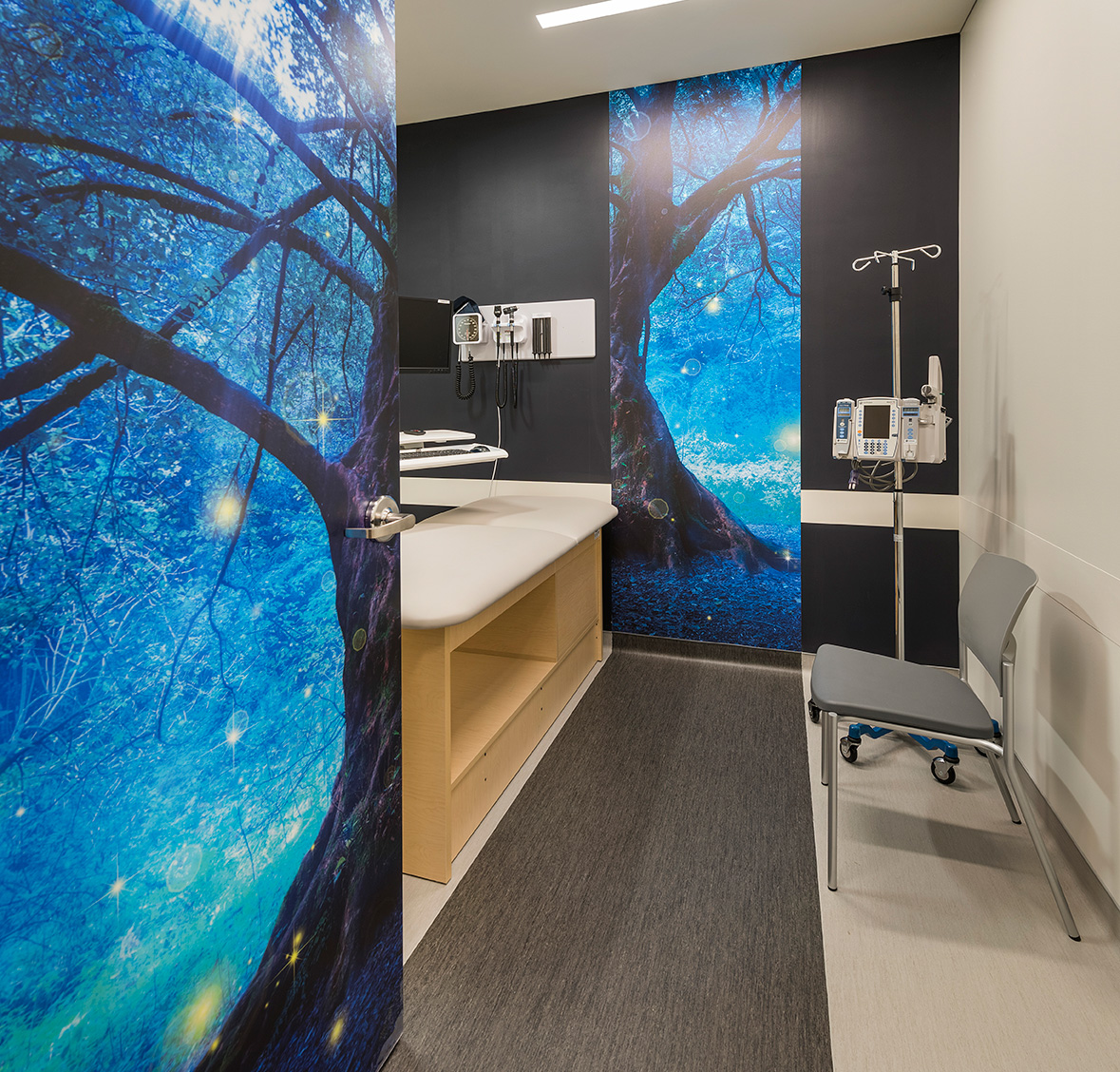 CCMC Connecticut Childrens Medical Center exam room Tecton Architects